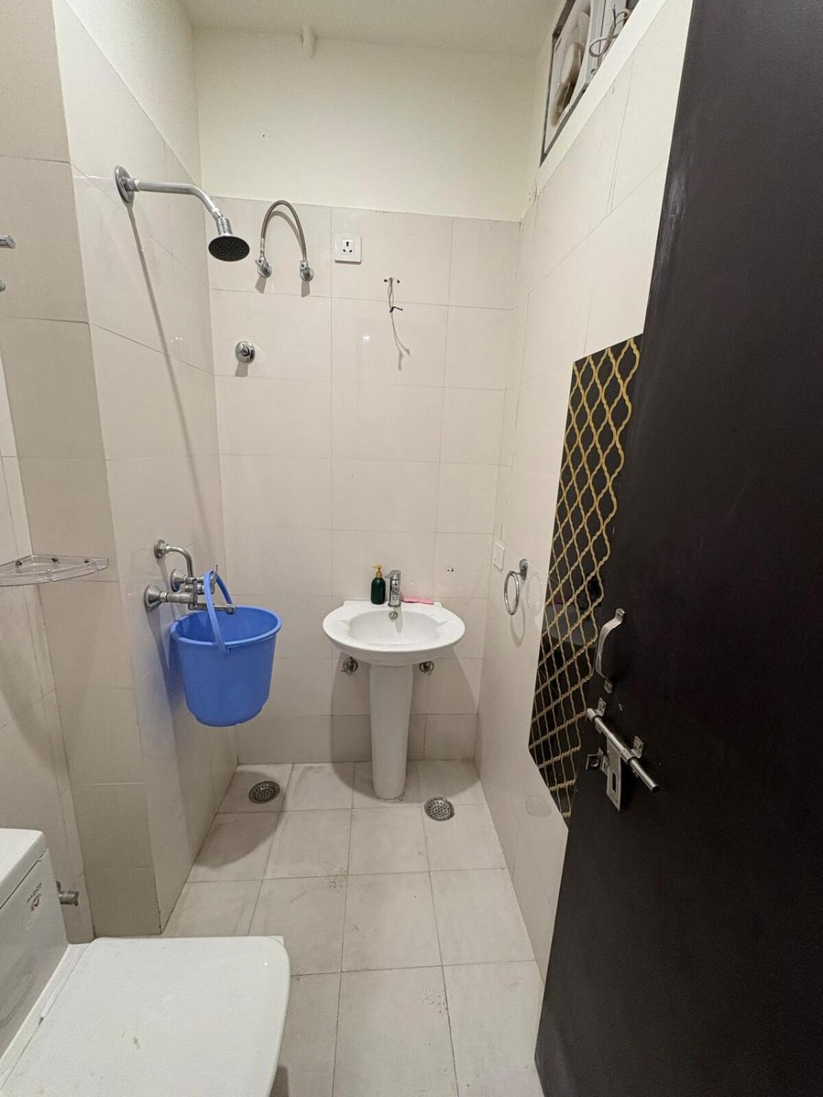 Reside Apartment *